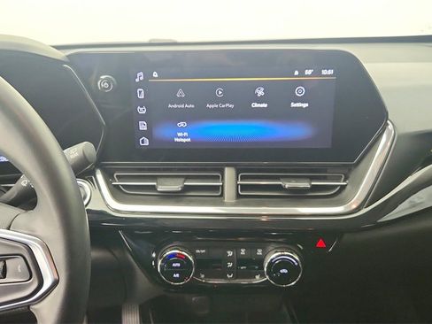 Used 2024 Chevrolet Trax ACTIV w/ Driver Confidence Package image 22