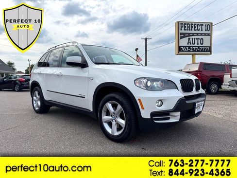 Used 2010 BMW X5 xDrive30i image 1