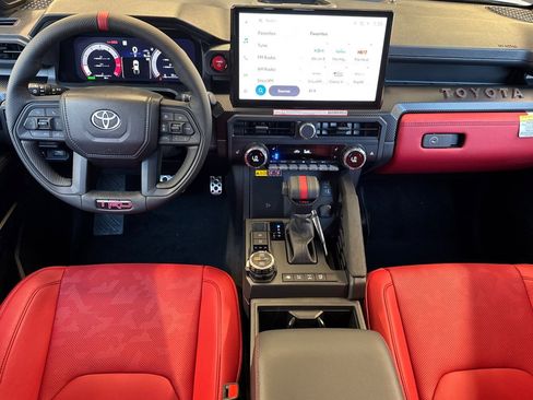 Certified 2025 Toyota Tacoma TRD Pro AWD/4WD image 18