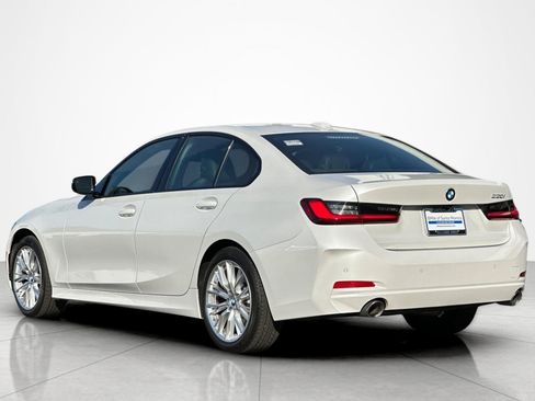Used 2023 BMW 330i Sedan w/ Premium Package RWD image 3