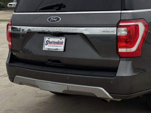 Used 2020 Ford Expedition Max XLT w/ Equipment Group 202A RWD image 6
