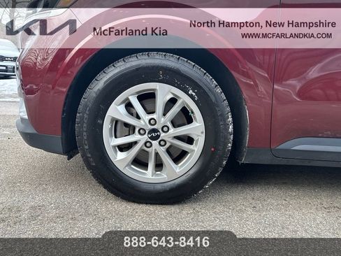 Used 2024 Kia Carnival LX image 29