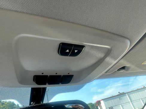 Used 2014 Chevrolet Impala LT w/ LT Sunroof Package FWD image 23