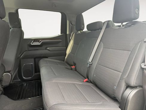 Used 2025 Chevrolet Silverado 1500 LT RWD image 13