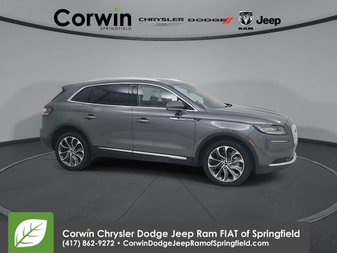 Used 2023 Lincoln Nautilus Reserve AWD/4WD image 1