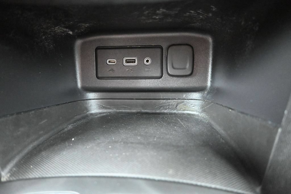 Used 2021 Chevrolet Equinox LT FWD image 20