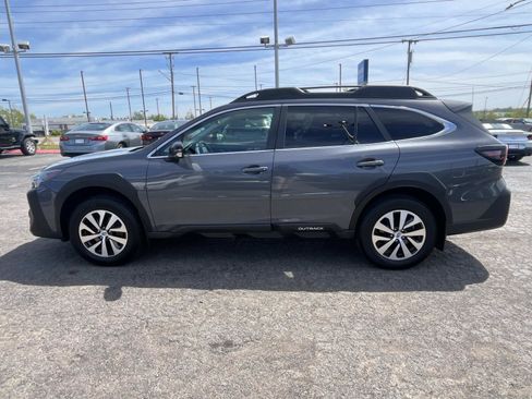 Used 2024 Subaru Outback Premium image 4