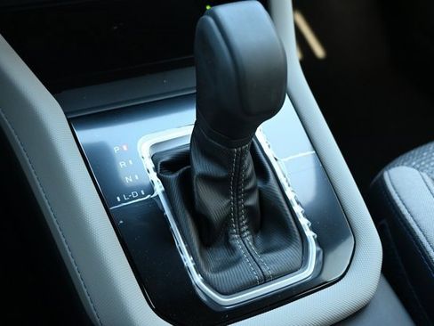 New 2025 Subaru Forester Premium image 23