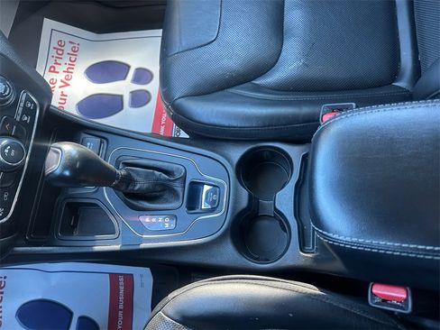 Used 2021 Jeep Cherokee Latitude Lux image 11