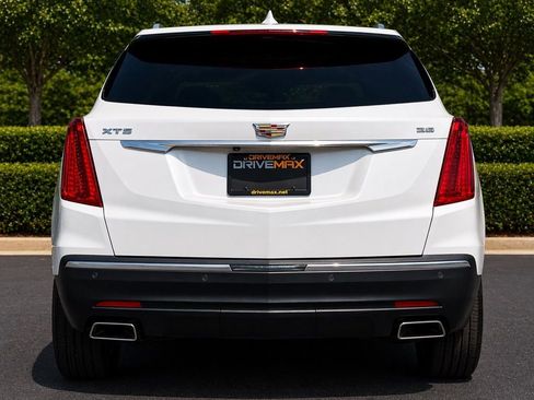 Used 2018 Cadillac XT5 Premium Luxury FWD image 8