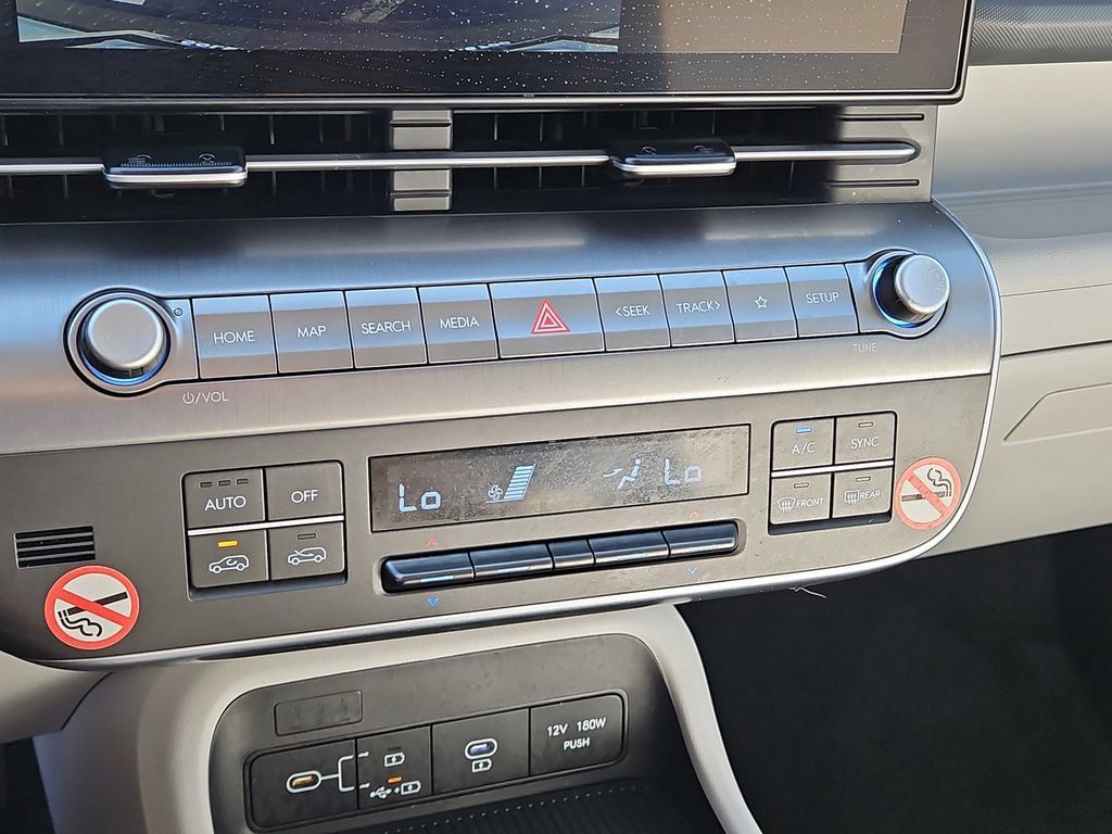 Used 2025 Hyundai Kona SEL FWD image 32