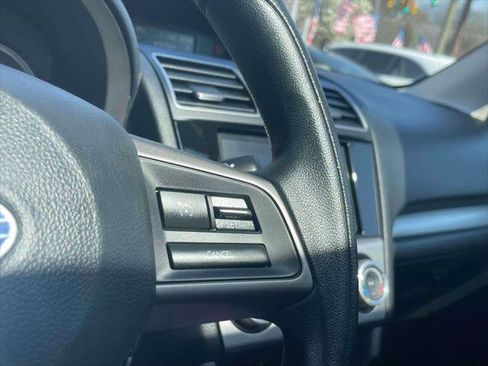 Used 2016 Subaru Forester 2.5i Premium w/ All-Weather Package AWD/4WD image 21