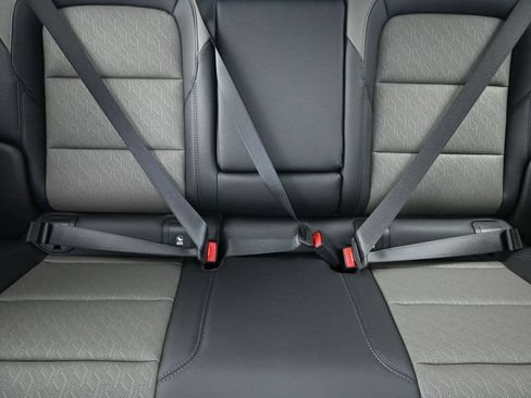 New 2026 Chevrolet Equinox LT w/ Convenience Package II FWD image 27