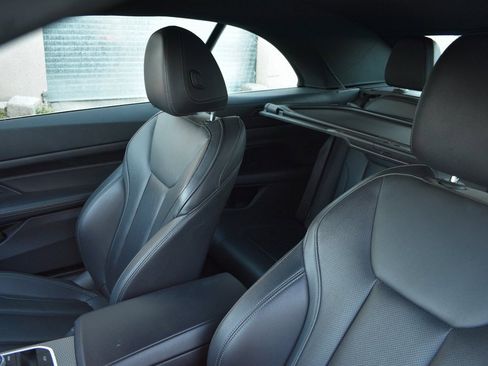 Used 2025 BMW 430i Convertible image 17