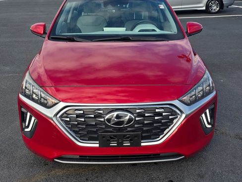 Used 2020 Hyundai Ioniq SEL image 9