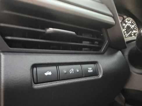 Used 2025 Nissan Altima 2.5 SV FWD image 6