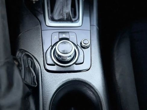 Used 2015 MAZDA MAZDA3 i Sport image 15