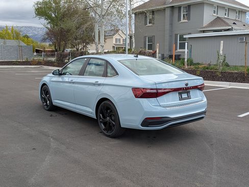 New 2026 Volkswagen Jetta SE image 8