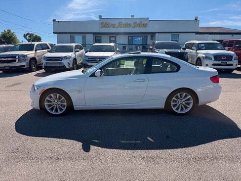 Used 2011 BMW 335i xDrive Coupe w/ Premium Pkg AWD/4WD image 1