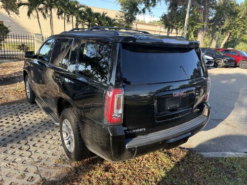 Used 2016 GMC Yukon SLT w/ Open Road Package AWD/4WD image 5