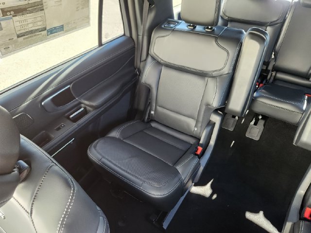 New 2027 Ford Expedition Platinum w/ Stealth Performance Package AWD/4WD image 13