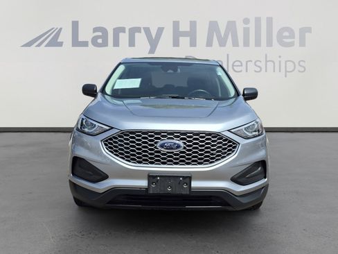 Used 2024 Ford Edge SE image 8