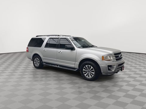 Used 2016 Ford Expedition EL XLT w/ Equipment Group 202A image 35