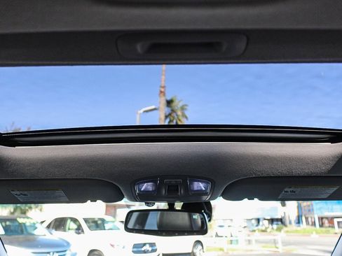 Used 2019 Hyundai Ioniq Limited image 18