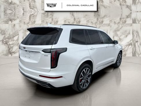 Used 2025 Cadillac XT6 Sport w/ Platinum Package AWD/4WD image 5
