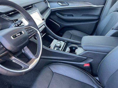 New 2026 Jeep Grand Cherokee Limited image 10