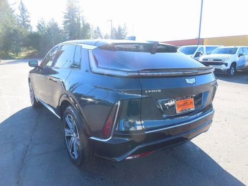 Used 2024 Cadillac Lyriq Luxury w/ LPO, Floor Liner Package AWD/4WD image 5