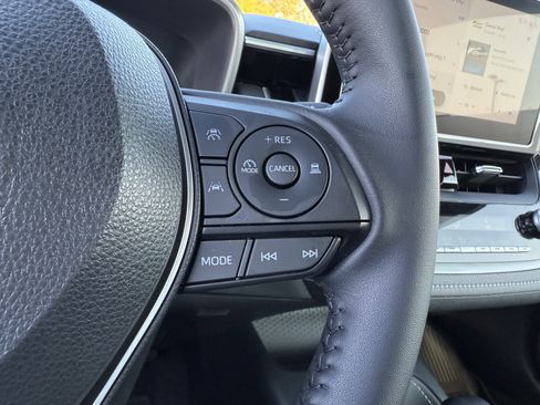 Used 2024 Toyota Corolla SE image 26