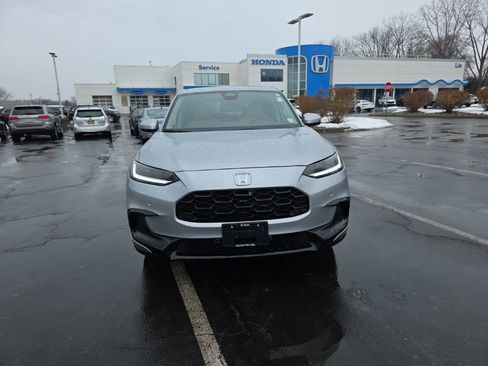 Certified 2024 Honda HR-V EX-L image 2