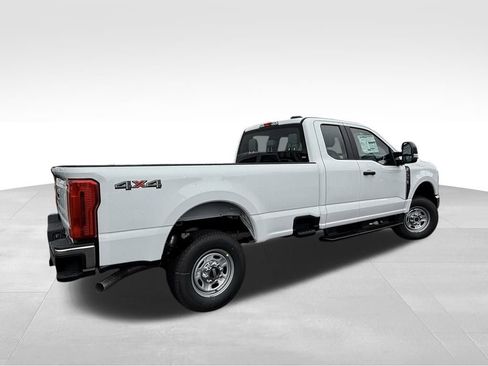 New 2026 Ford F250 XL w/ XL Chrome Package image 5