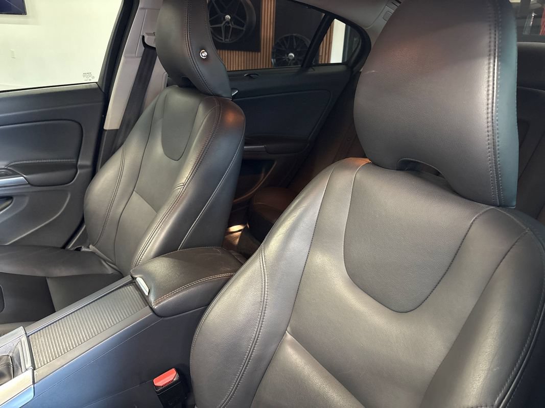 Used 2017 Volvo S60 T5 Inscription FWD image 34