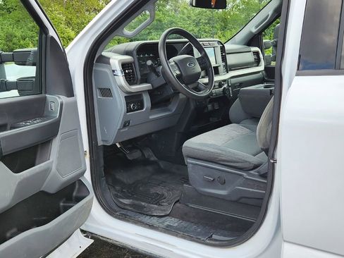 Used 2023 Ford F250 XLT AWD/4WD image 27