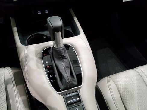 New 2026 Honda HR-V EX-L image 22