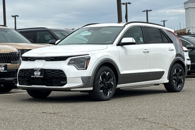 New 2026 Kia Niro Wave w/ Wave Preserve Package FWD image 8