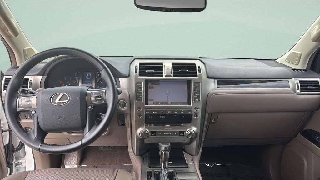 Used 2019 Lexus GX 460 w/ Navigation Package AWD/4WD image 22