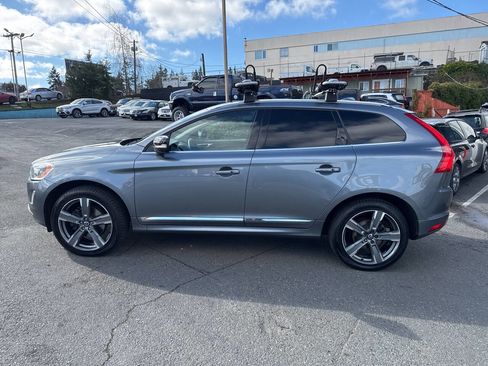 Used 2017 Volvo XC60 T5 Dynamic w/ Preferred Option Package image 2