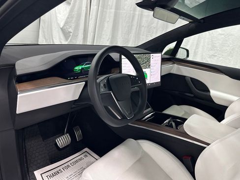 Used 2022 Tesla Model X AWD/4WD image 15