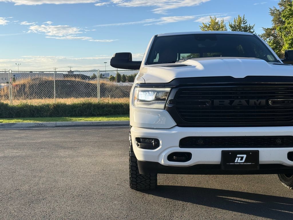 Used 2023 RAM 1500 Laramie AWD/4WD image 4
