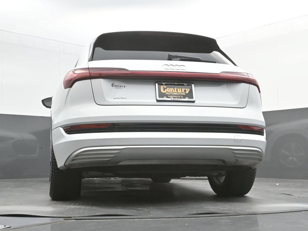 Used 2019 Audi e-tron Premium Plus AWD/4WD image 46