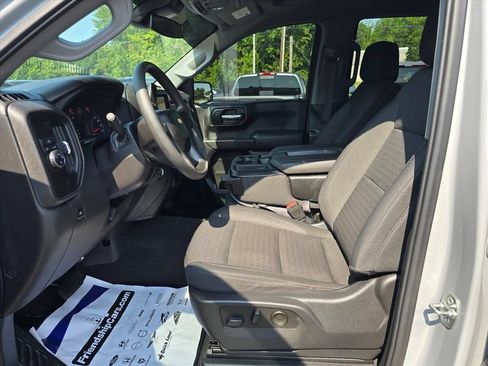 Used 2025 Chevrolet Silverado 1500 Custom RWD image 11