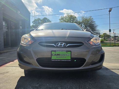 Used 2013 Hyundai Accent GLS image 64