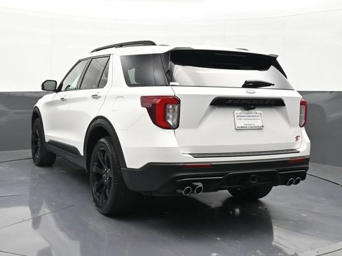 Used 2022 Ford Explorer ST w/ Equipment Group 401A AWD/4WD image 3