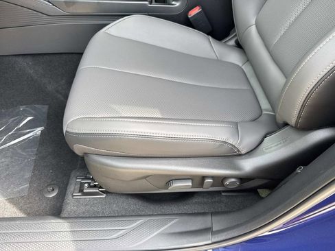 New 2026 Subaru Outback Limited AWD/4WD image 12