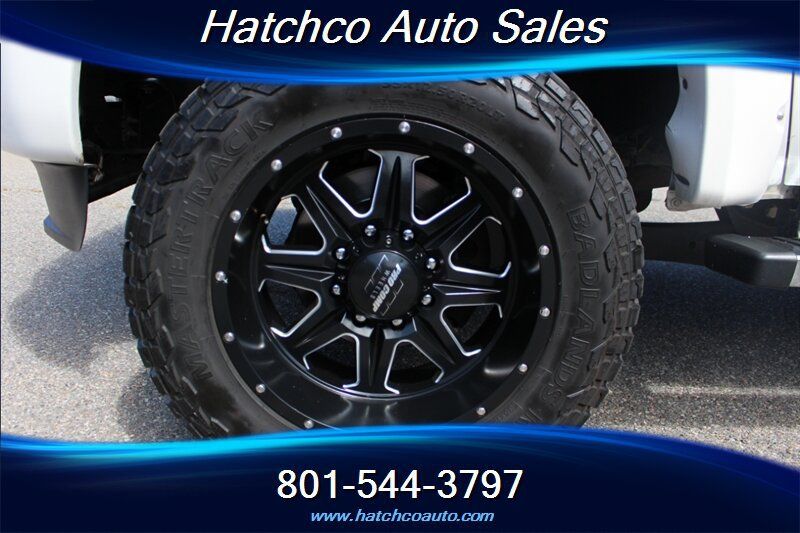 Used 2016 Ford F250 Platinum w/ FX4 Off-Road Package AWD/4WD image 10