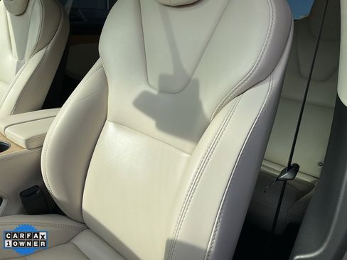 Used 2018 Tesla Model X 75D image 16