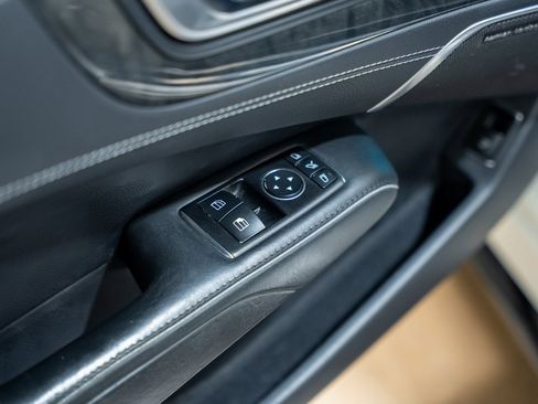 Used 2017 Mercedes-Benz SL 63 AMG image 64